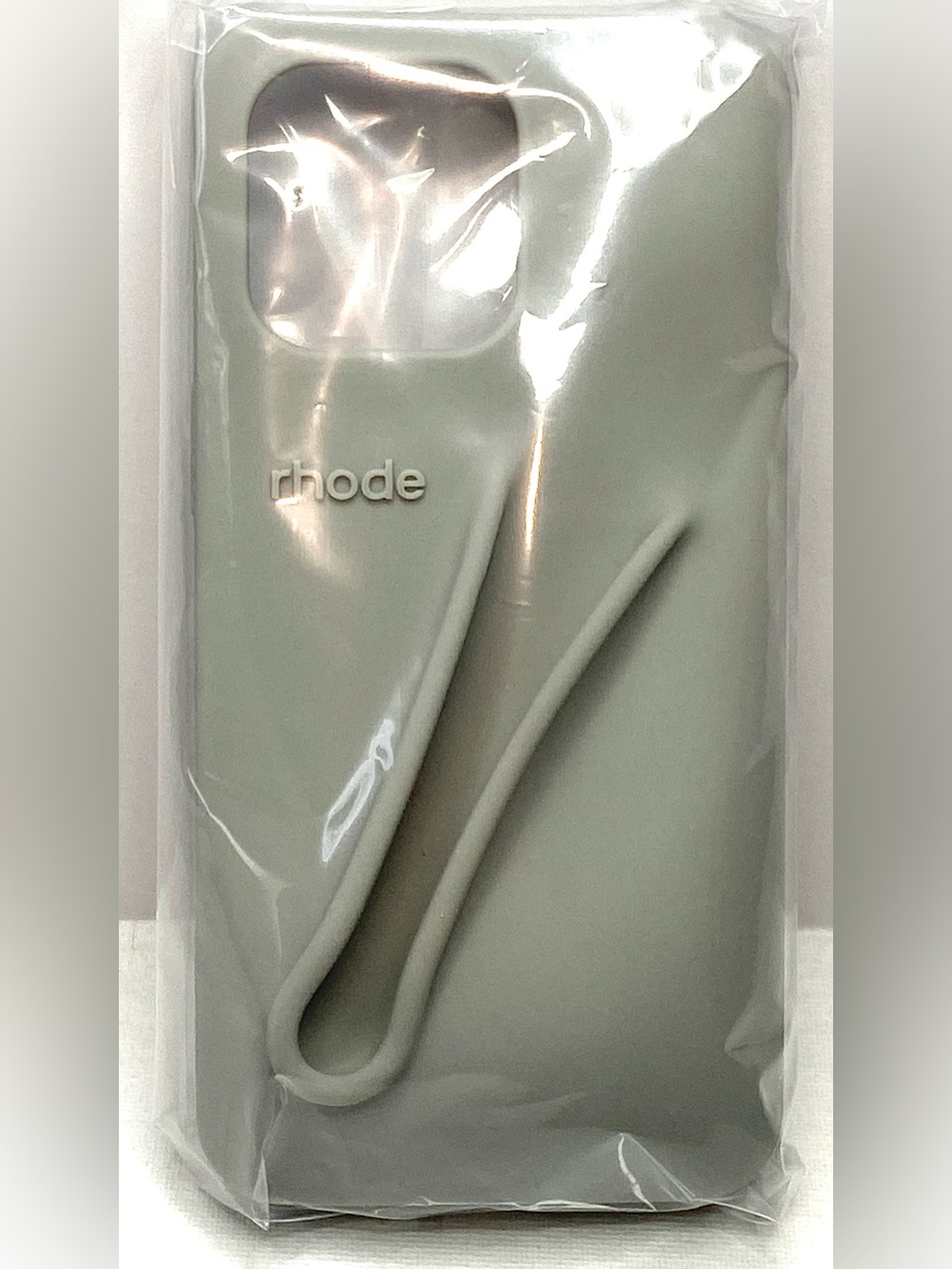 RHODE iPhone 15 Max  Lip Case in Sage Green - Picture 3 of 4